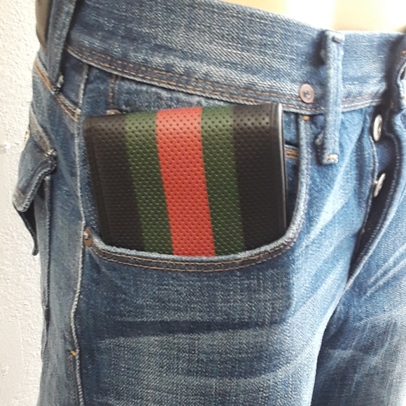 New in box 100% Authentic GUCCI wallet 352263 - Picture 8 of 8